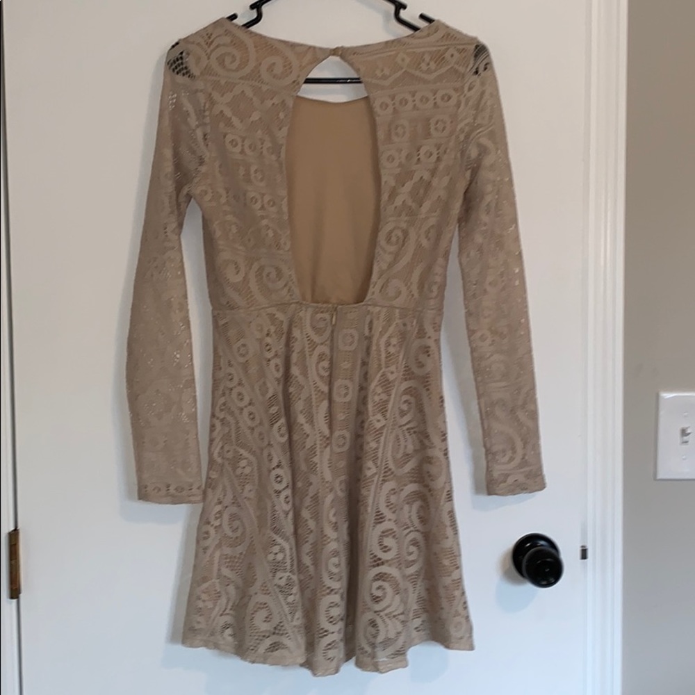 Dress - Picture 2 of 2